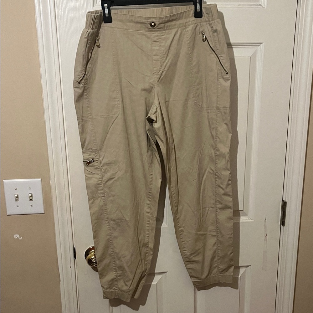 Rafaella women  khaki Cargo Pants